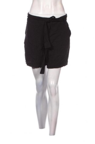 Дамски къс панталон Yessica, Размер XL, Цвят Черен, Цена 17,67 лв.