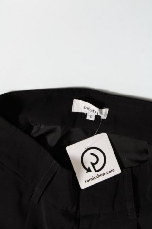 Γυναικείο κοντό παντελόνι mbyM, Μέγεθος S, Χρώμα Μαύρο, Τιμή 9,99 €