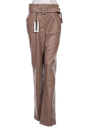 Γυναικείο παντελόνι δερμάτινο Mango, Μέγεθος M, Χρώμα Καφέ, Τιμή 27,84 €