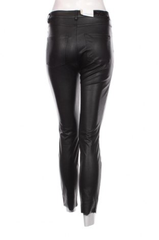 Дамски кожен панталон ONLY, Размер S, Цвят Черен, Цена 25,92 лв.