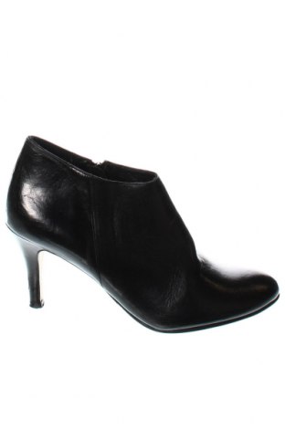 Дамски обувки Jonak, Размер 41, Цвят Черен, Цена 16,74 лв.