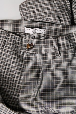 Дамски панталон, Размер S, Цвят Многоцветен, Цена 29,00 лв.