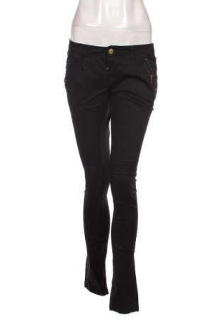 Дамски панталон Bershka, Размер M, Цвят Черен, Цена 6,38 лв.