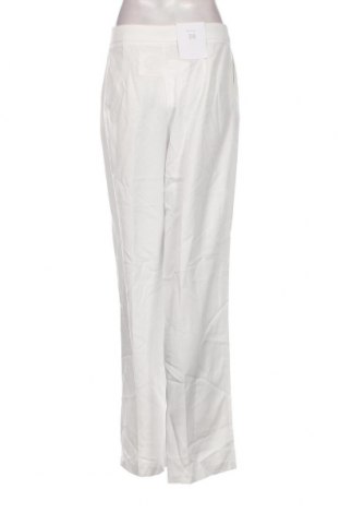 Γυναικείο παντελόνι Bershka, Μέγεθος M, Χρώμα Λευκό, Τιμή 23,71 €
