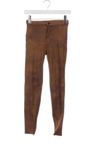 Pantaloni de femei Bershka, Mărime XS, Culoare Maro, Preț 11,45 Lei