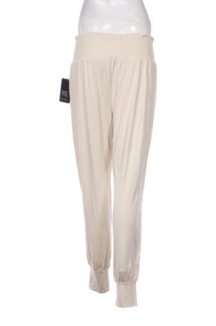 Дамски панталон Blacc, Размер M, Цвят Бежов, Цена 12,42 лв.