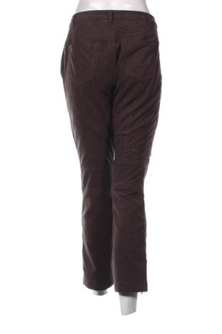 Дамски панталон Marc Cain, Размер M, Цвят Кафяв, Цена 22,40 лв.