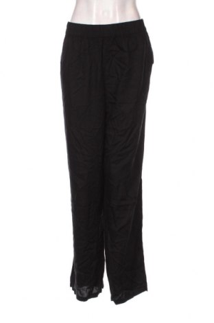 Дамски панталон Monki, Размер XL, Цвят Черен, Цена 30,38 лв.