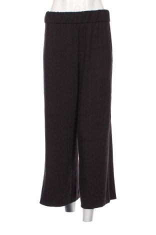 Дамски панталон Monki, Размер S, Цвят Черен, Цена 28,91 лв.