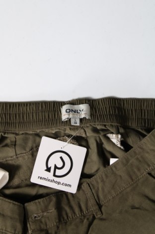 Дамски панталон ONLY, Размер L, Цвят Зелен, Цена 15,66 лв.