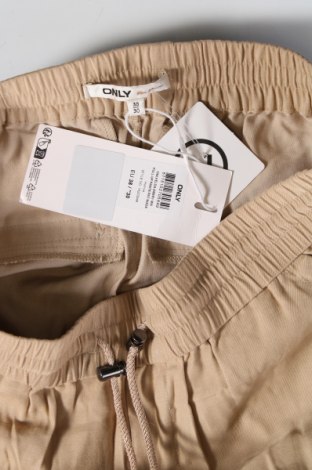 Дамски панталон ONLY, Размер M, Цвят Бежов, Цена 54,00 лв.