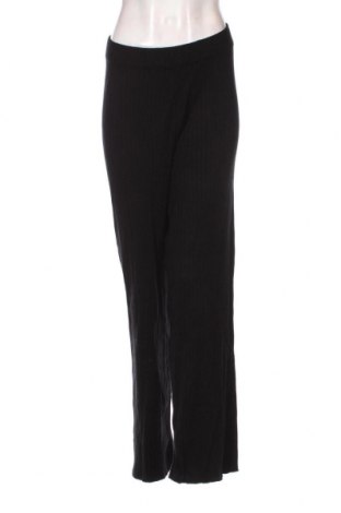 Дамски панталон Object, Размер XL, Цвят Черен, Цена 20,01 лв.