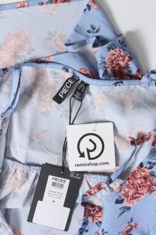 Γυναικείο αμάνικο μπλουζάκι Pieces, Μέγεθος M, Χρώμα Πολύχρωμο, Τιμή 3,62 €
