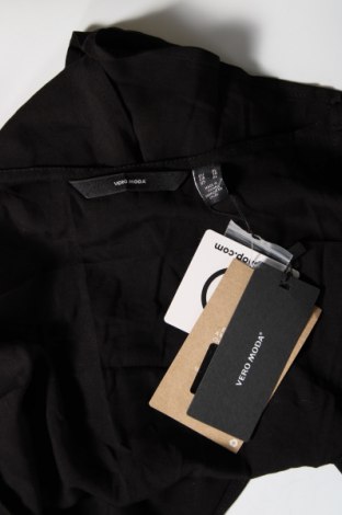 Γυναικείο αμάνικο μπλουζάκι Vero Moda, Μέγεθος XL, Χρώμα Μαύρο, Τιμή 9,19 €
