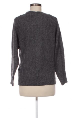 Дамски пуловер C&A, Размер M, Цвят Сив, Цена 8,70 лв.