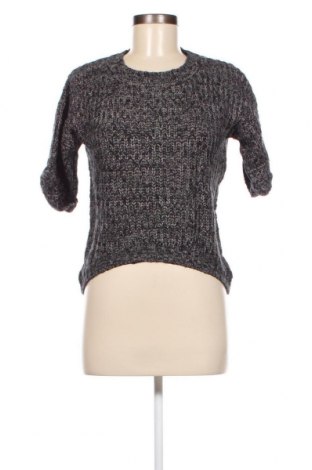 Дамски пуловер One Love, Размер S, Цвят Сив, Цена 4,35 лв.