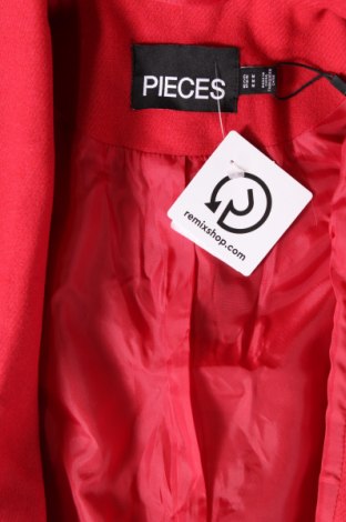 Дамско палто Pieces, Размер M, Цвят Червен, Цена 43,60 лв.