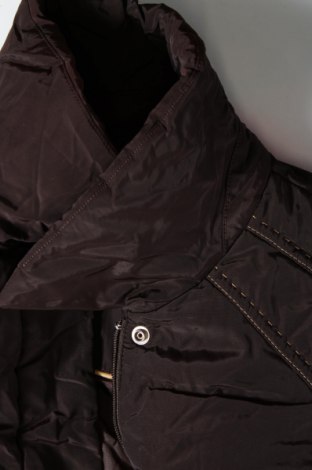 Dámska bunda , Veľkosť M, Farba Hnedá, Cena  3,95 €