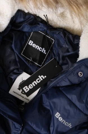 Γυναικείο μπουφάν Bench, Μέγεθος M, Χρώμα Μπλέ, Τιμή 18,26 €