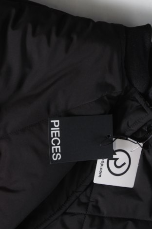 Dámska bunda  Pieces, Veľkosť XL, Farba Čierna, Cena  14,37 €