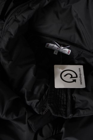 Dámská bunda  Tommy Hilfiger, Velikost XL, Barva Černá, Cena  2 999,00 Kč