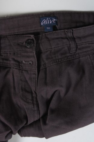 Detské džínsy  Alive, Veľkosť 10-11y/ 146-152 cm, Farba Modrá, Cena  3,39 €