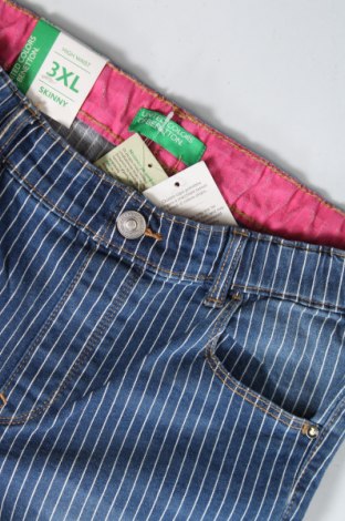Dziecięce jeansy United Colors Of Benetton, Rozmiar 14-15y/ 168-170 cm, Kolor Niebieski, Cena 343,84 zł