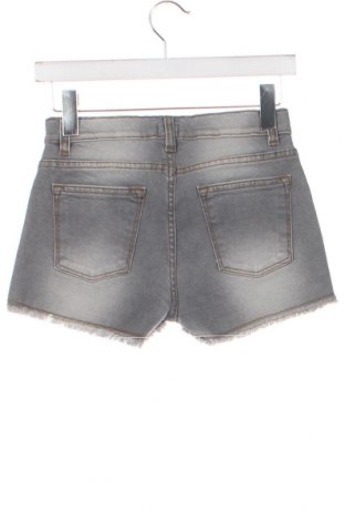 Pantaloni scurți pentru copii Nicoli, Mărime 14-15y/ 168-170 cm, Culoare Gri, Preț 34,16 Lei