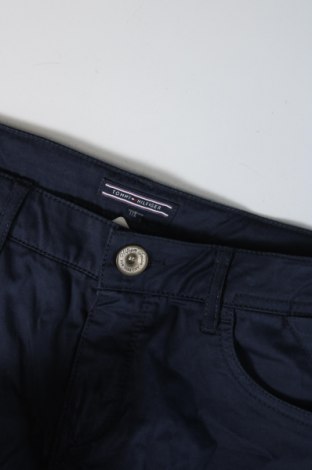 Pantaloni pentru copii Tommy Hilfiger, Mărime 15-18y/ 170-176 cm, Culoare Albastru, Preț 206,09 Lei