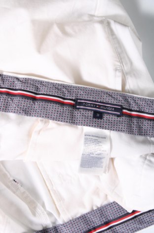 Ανδρικό κοντό παντελόνι Tommy Hilfiger, Μέγεθος M, Χρώμα Λευκό, Τιμή 92,78 €