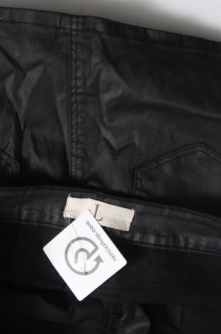 Rock Zara, Größe L, Farbe Schwarz, Preis 1,95 €