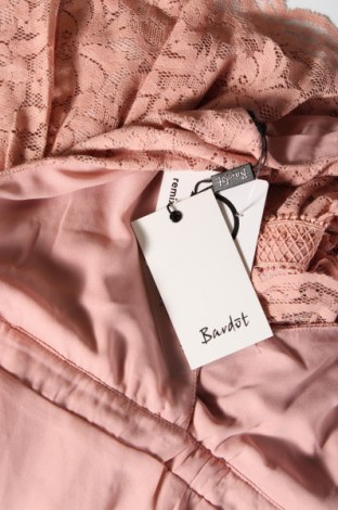 Φόρεμα Bardot, Μέγεθος M, Χρώμα Ρόζ , Τιμή 89,69 €
