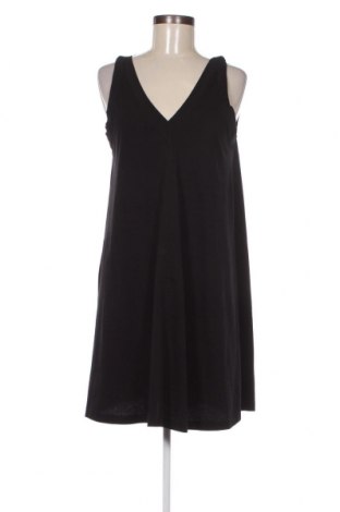 Φόρεμα Edited, Μέγεθος M, Χρώμα Μαύρο, Τιμή 5,26 €