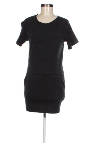 Kleid Filippa K, Größe XS, Farbe Grau, Preis € 97,18