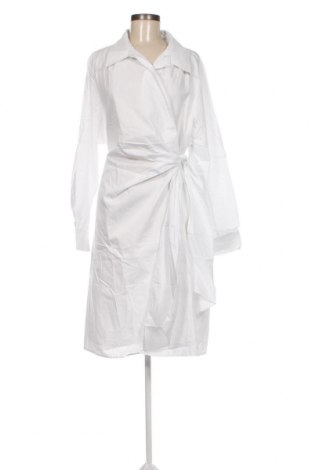 Φόρεμα Guido Maria Kretschmer for About You, Μέγεθος 4XL, Χρώμα Λευκό, Τιμή 25,24 €