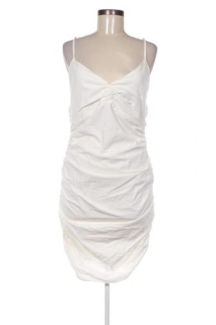 Kleid Missguided, Größe M, Farbe Weiß, Preis 4,50 €