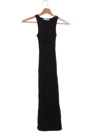 Φόρεμα Pull&Bear, Μέγεθος XS, Χρώμα Μαύρο, Τιμή 9,96 €