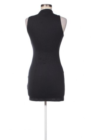 Φόρεμα Pull&Bear, Μέγεθος M, Χρώμα Μαύρο, Τιμή 8,30 €