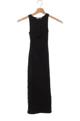 Φόρεμα Pull&Bear, Μέγεθος XS, Χρώμα Μαύρο, Τιμή 9,48 €
