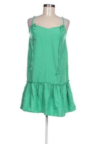 Kleid Trendyol, Größe M, Farbe Grün, Preis 13,15 €