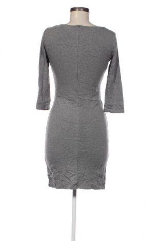 Kleid VILA, Größe S, Farbe Grau, Preis 1,81 €