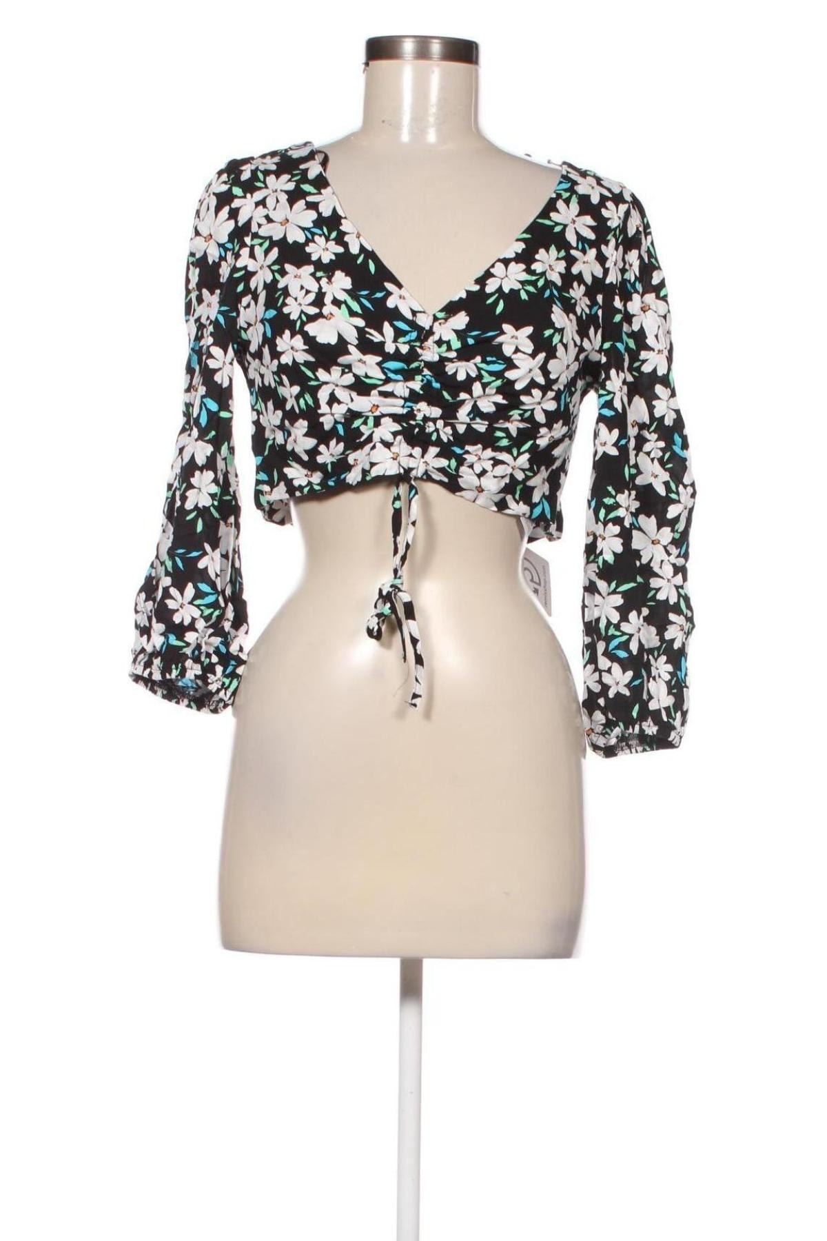 Γυναικεία μπλούζα Bershka, Μέγεθος M, Χρώμα Πολύχρωμο, Τιμή 15,98 €