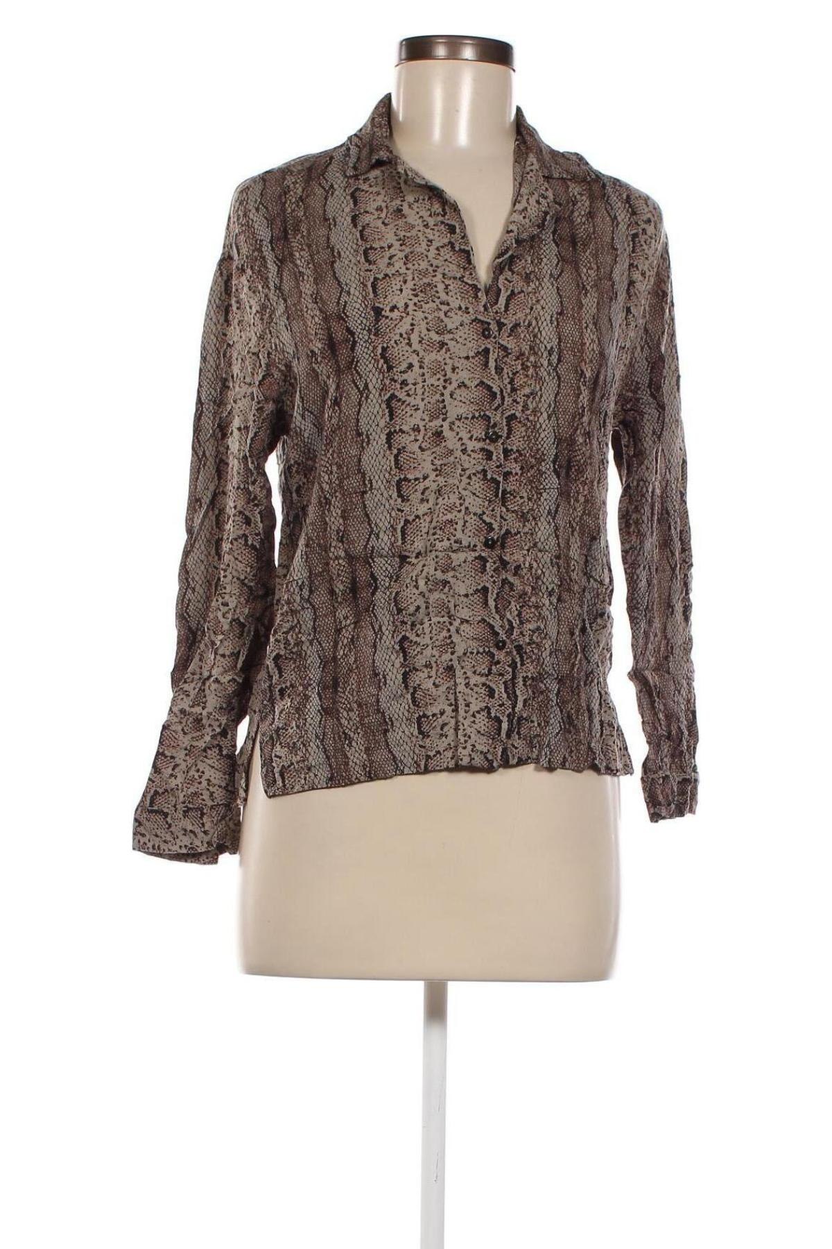 Дамска блуза Pull&Bear, Размер S, Цвят Многоцветен, Цена 3,80 лв.