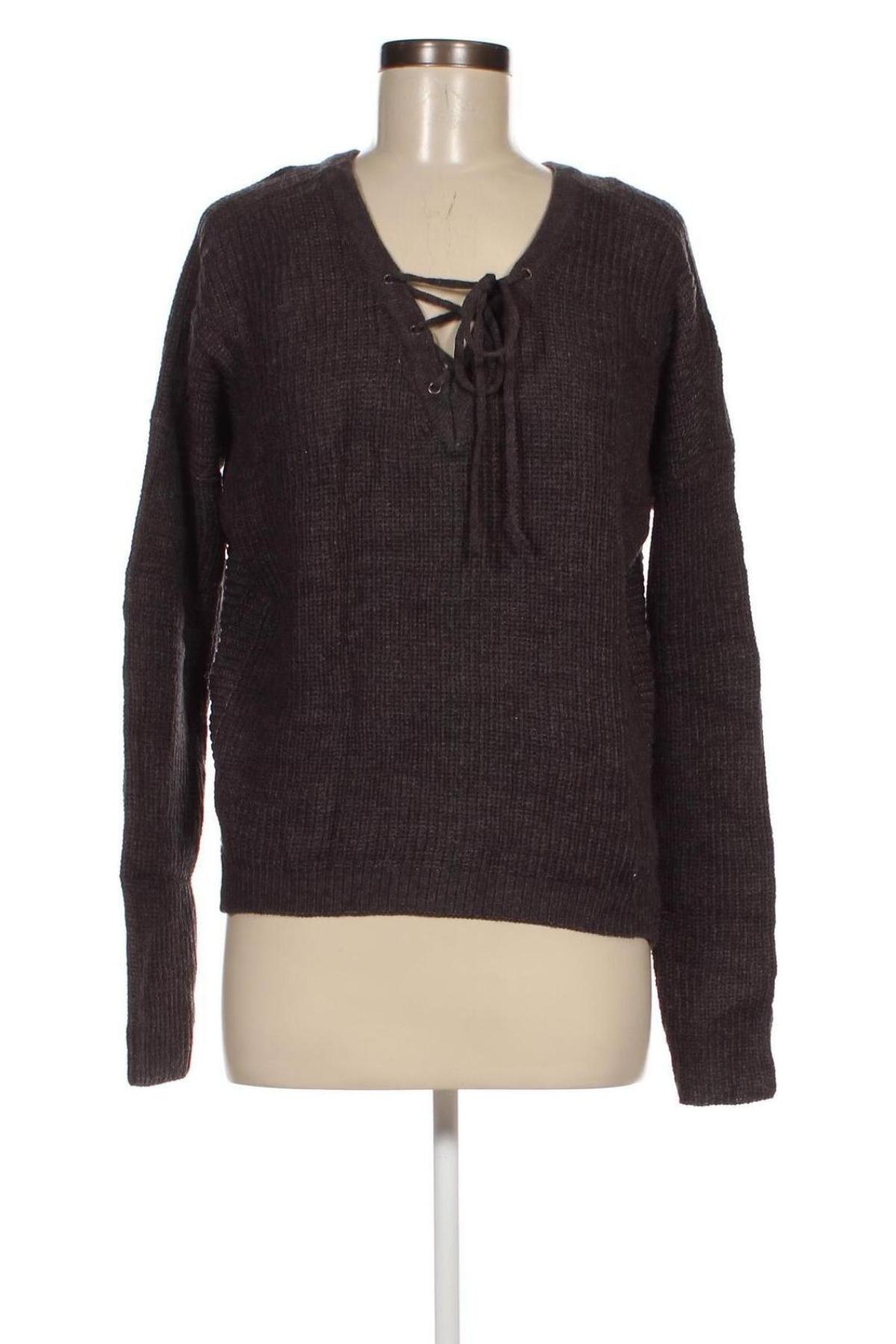 Γυναικείο πουλόβερ Essentials, Μέγεθος M, Χρώμα Γκρί, Τιμή 2,33 €