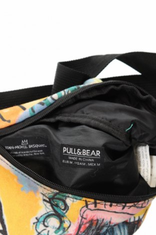 Hüfttasche Pull&Bear, Farbe Mehrfarbig, Preis 13,23 €