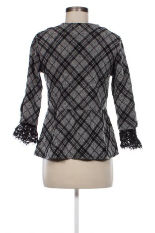 Damen Shirt NEW COLLECTION, Größe XS, Farbe Mehrfarbig, Preis € 23,99