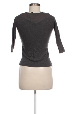 Damen Shirt Stradivarius, Größe S, Farbe Grau, Preis € 9,72