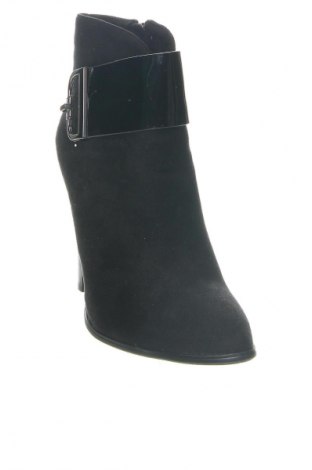 Botine de damă, Mărime 35, Culoare Negru, Preț 122,00 Lei