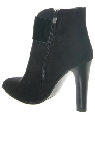 Botine de damă, Mărime 35, Culoare Negru, Preț 122,00 Lei