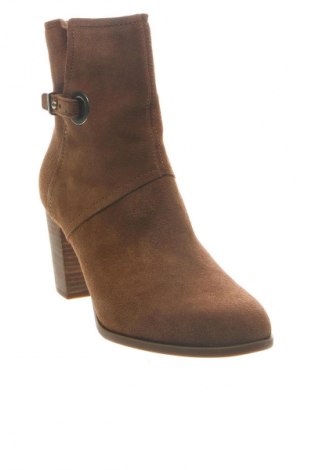 Botine de damă Koolaburra by UGG, Mărime 39, Culoare Maro, Preț 513,99 Lei